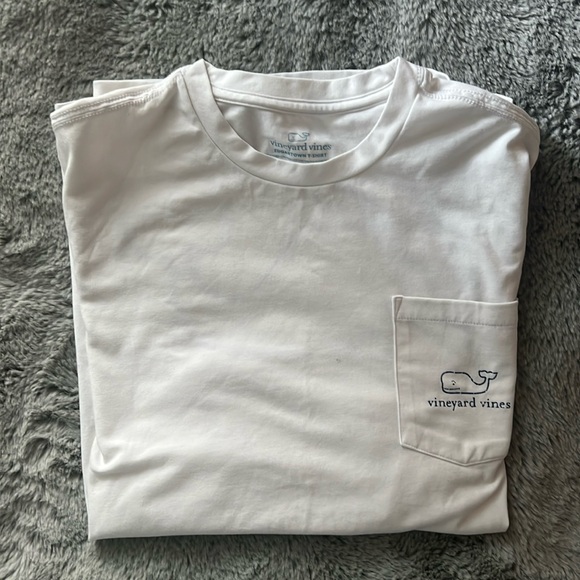 Boys Long sleeve vineyard vines t-shirt. - Picture 1 of 4